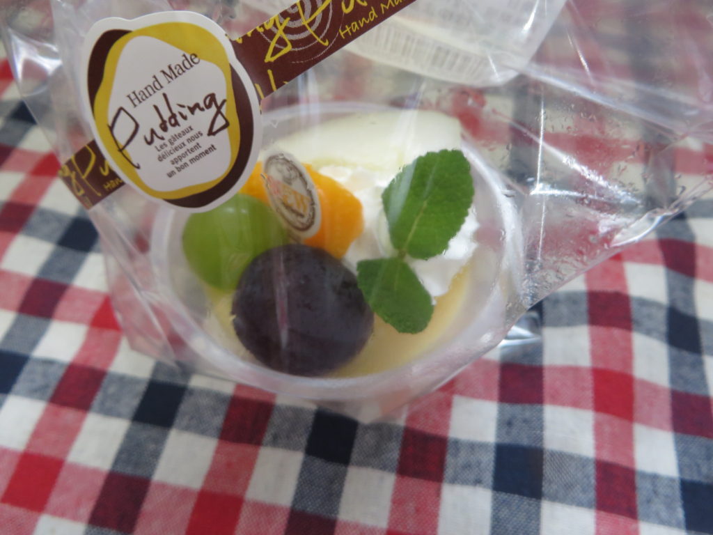 「のべがくプリン　梨フェアVer.」販売中です！🍐