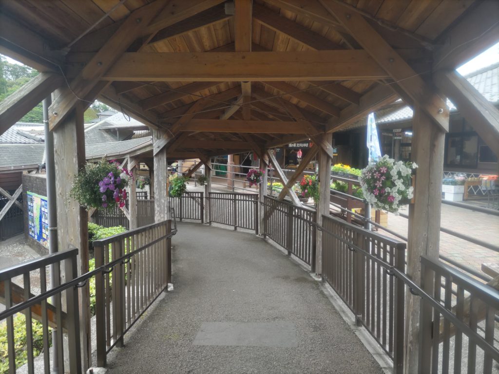 「道の駅北川はゆま　フラワーバスケット展」
