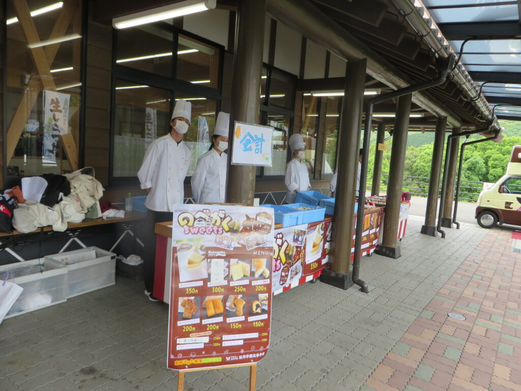 本日開催（令和７年５月１１日（日））「延岡学園高等学校調理科販売会」！！