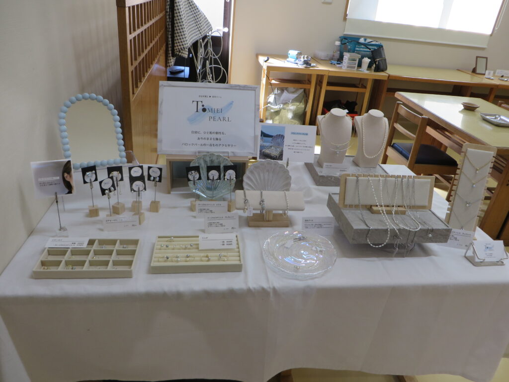 「冨栄パール（佐伯市）パールアクセサリー作り体験＆パールアクセサリー販売」開催中です！！